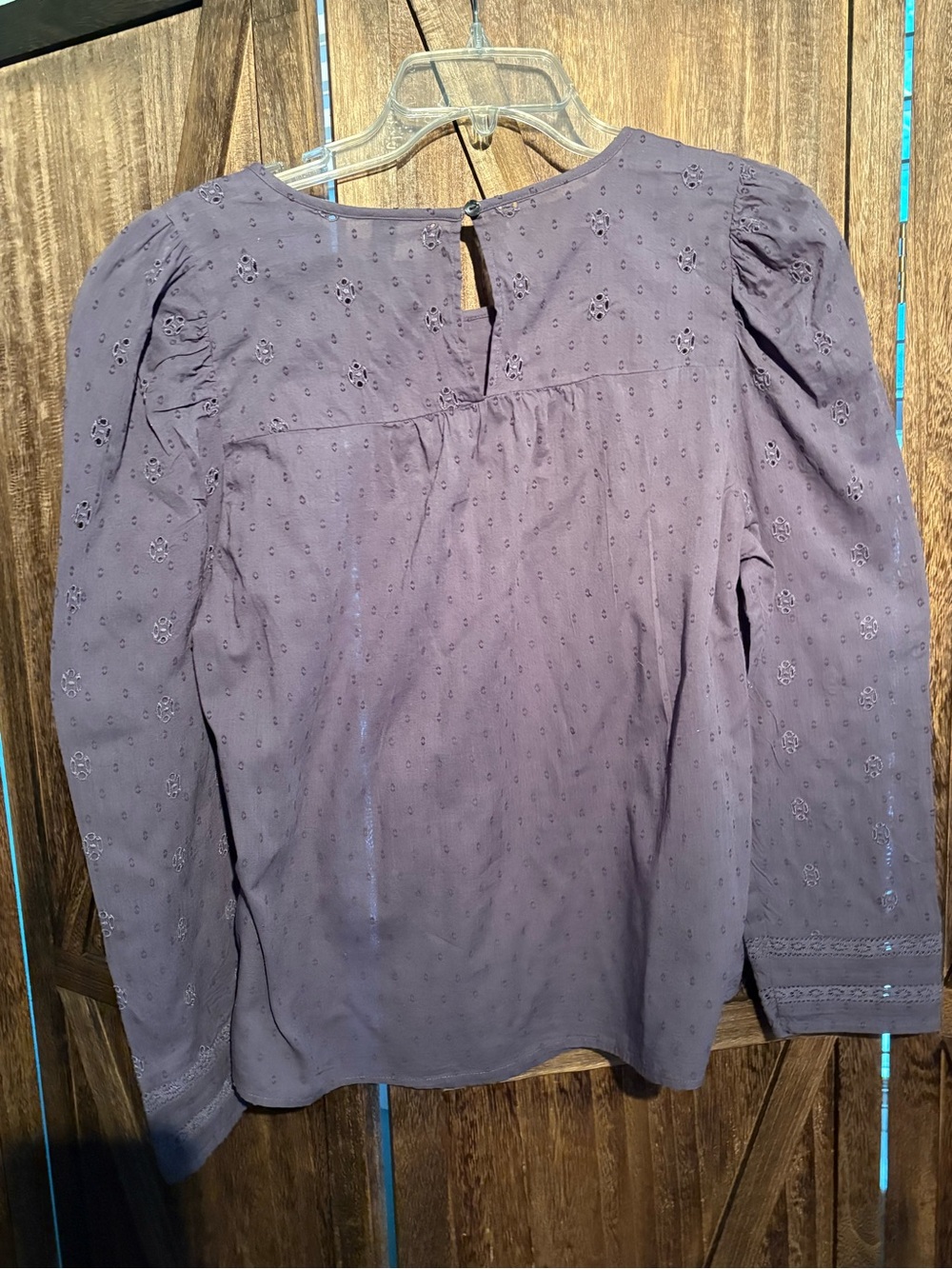 Universal Thread Dusty Blue (slightly purpleish) Eyelet Peasant Blouse - Picture 4 of 6